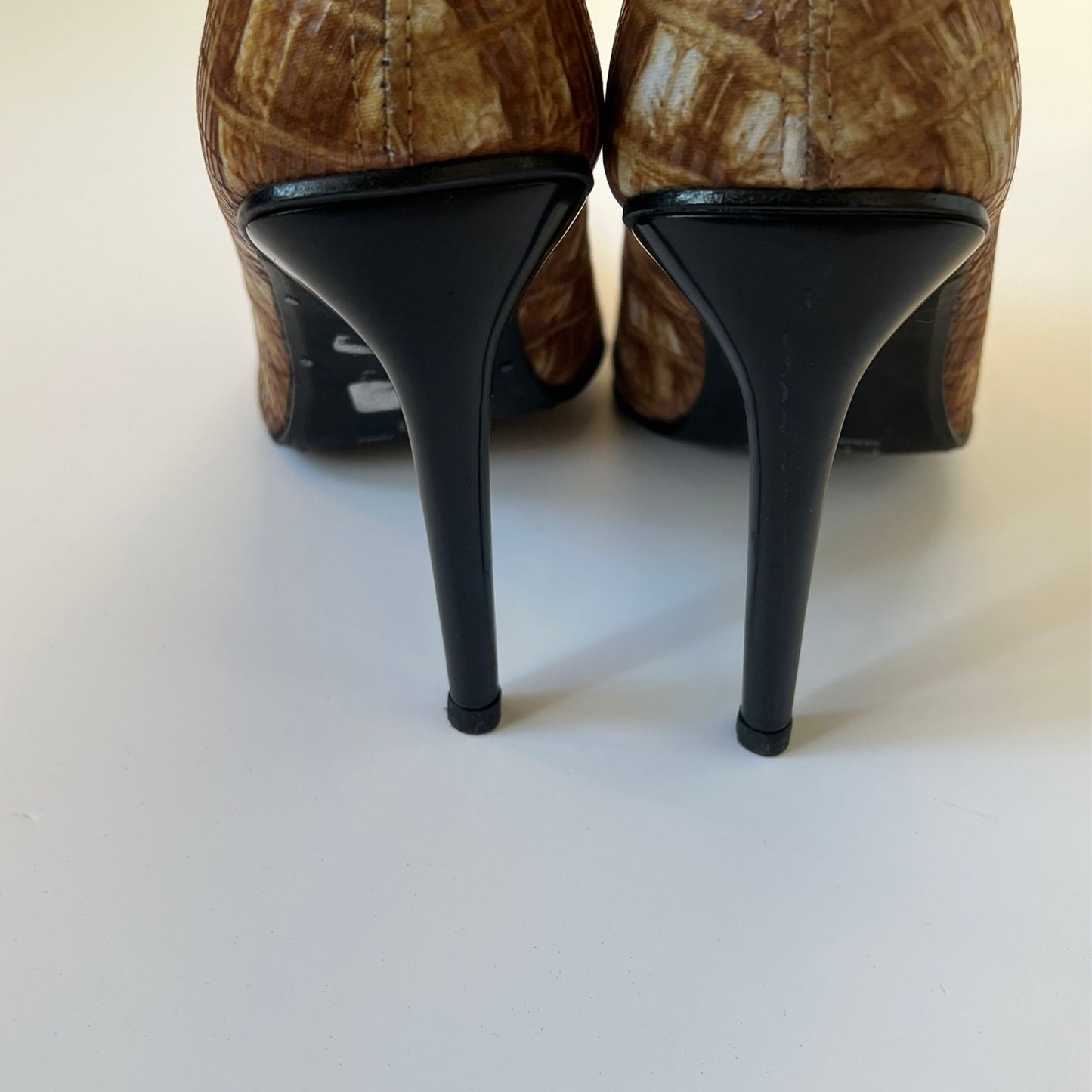 Vintage Italian Croc Knee High Boot Heels (EU 37-38)