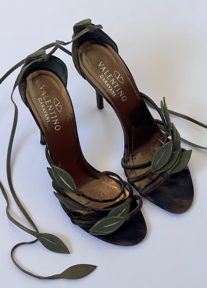 Vintage Valentino Leather Anke Wrap Leaf Sandal Heels (EU 39)