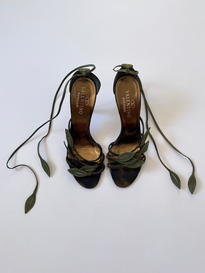 Vintage Valentino Leather Anke Wrap Leaf Sandal Heels (EU 39)