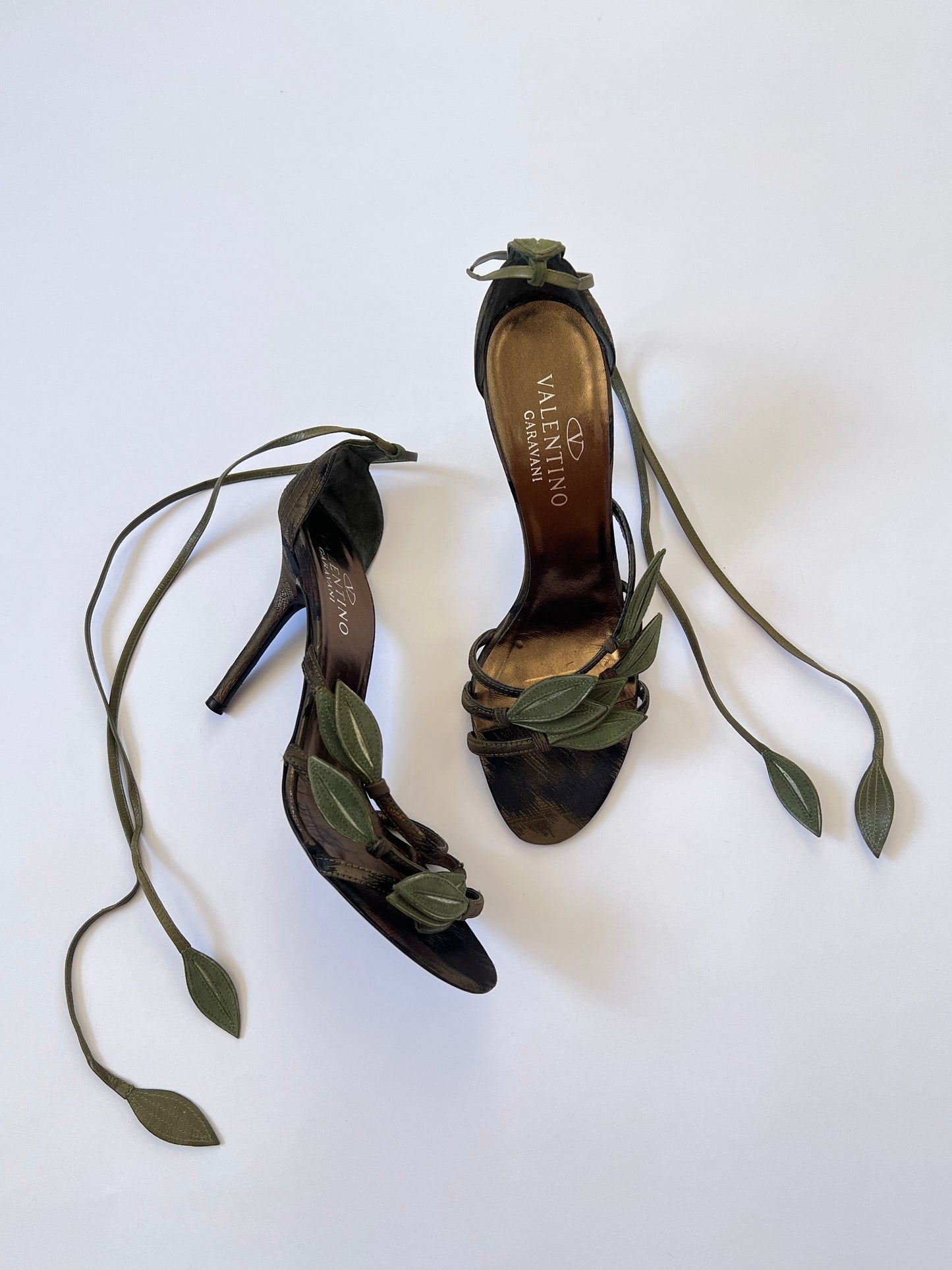 Vintage Valentino Leather Anke Wrap Leaf Sandal Heels (EU 39)
